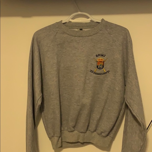 Quest Grey Sweatshirt - Picture 2 of 3